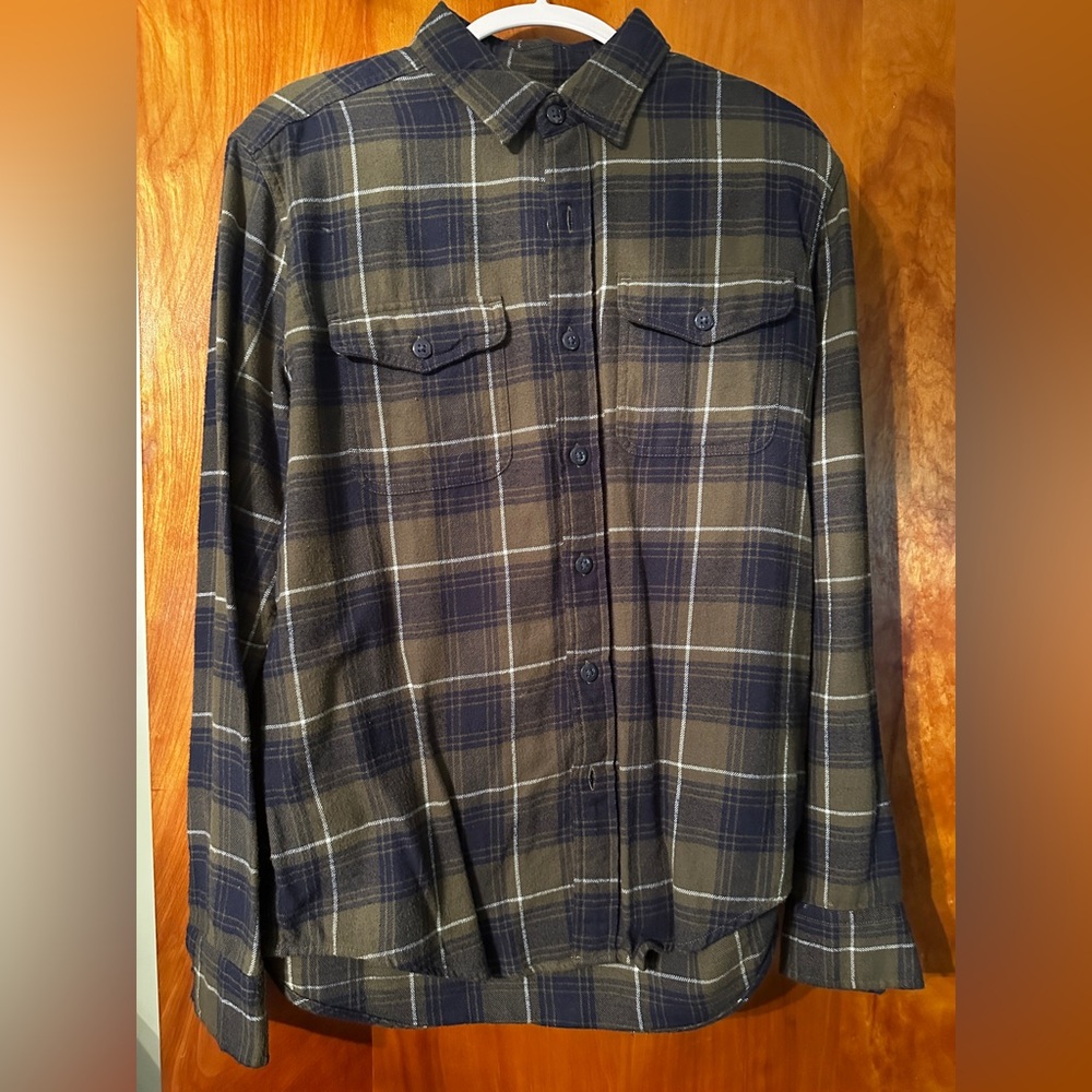 American Eagle Outfitters Brown and Black Plaid Shirt